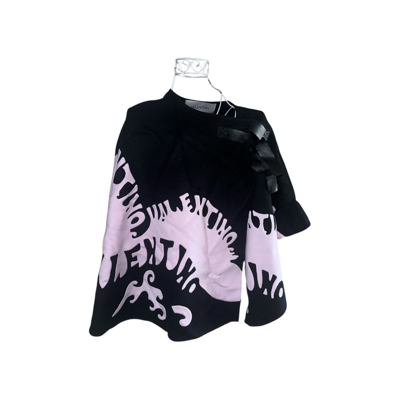 New With Tag Beautiful Valentino Logo Virgin Wool Blend Ruffled Cape Black And P